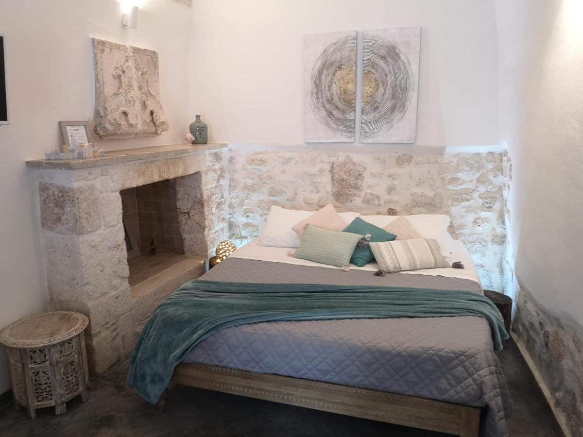 White Luxury Suite Ostuni By Gonewlocation エクステリア 写真